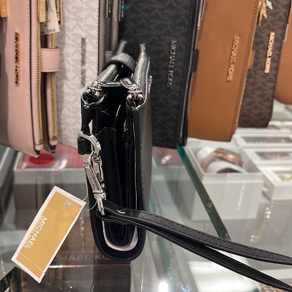 MICHAEL KORS LARGE DOUBLE ZIP WRISTLET WALLET PHONE CASE CLUTCH 
Black - Picture 3 of 16